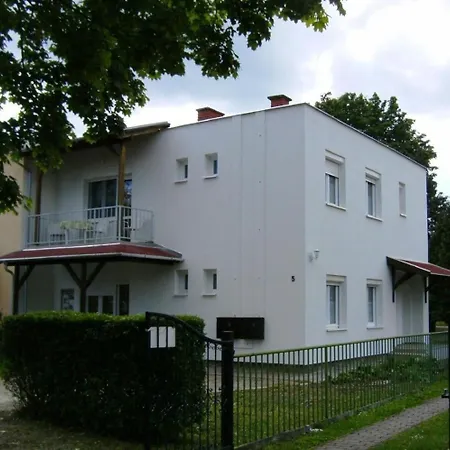 In Buekfuerd Mit Garten - B52075 Appartement