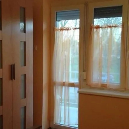 Appartement In Buekfuerd Mit Garten - B52075